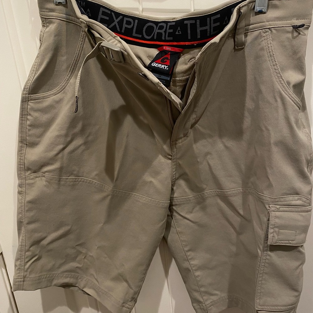 Shorts by Gerry